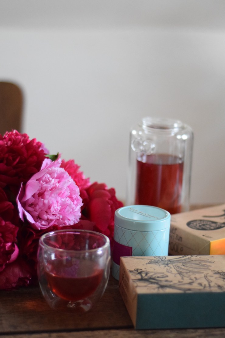 trendsetter, tee, 5 cups, 5 cups and some sugar, cookbook, peonies, modeblogger, münchen, munich, hofsaale blogger, blogger, germany, foodblogger, foodlicious