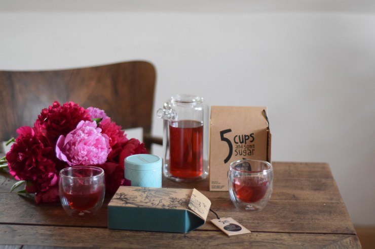 trendsetter, tee, 5 cups, 5 cups and some sugar, cookbook, peonies, modeblogger, münchen, munich, hofsaale blogger, blogger, germany, foodblogger, foodlicious